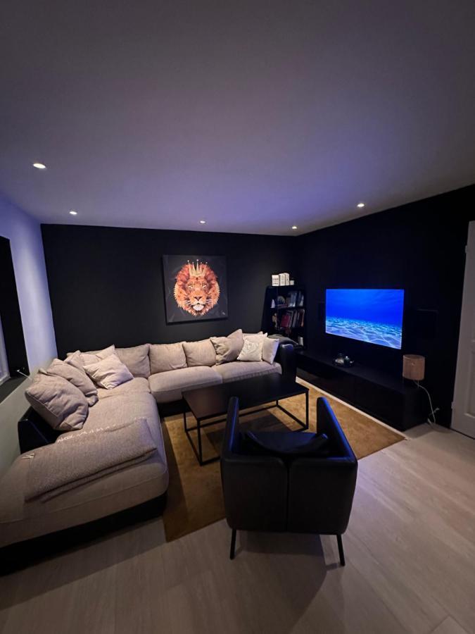 Remarkable 2-Bed Apartment In 트롬쇠 외부 사진